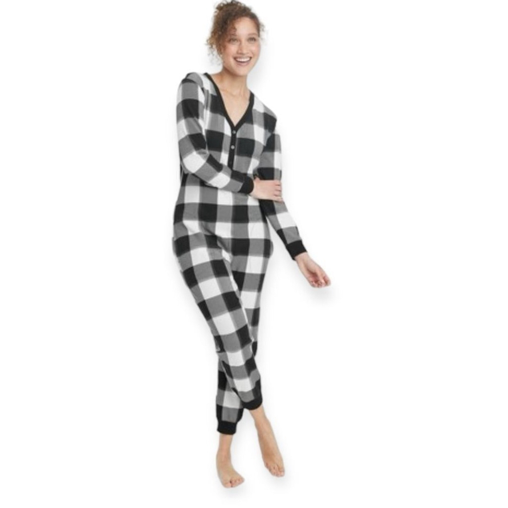 STARS ABOVE Women’s Thermal One Piece Pajamas in Black and Cream Size XS NEW